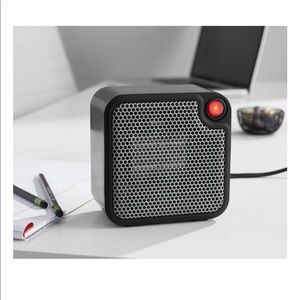 Mainstays Mini Ceramic Heater NEW IN BOX